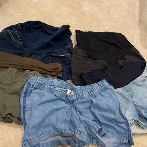 Assorted maternity shorts